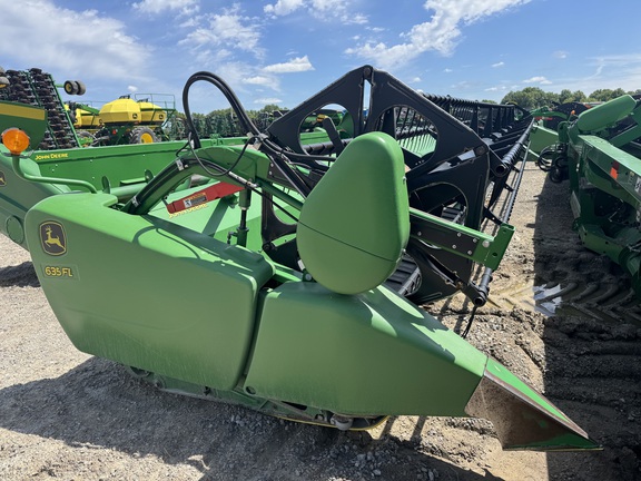John Deere 635FD 2015