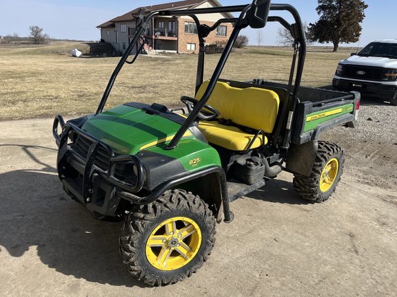 2011 John Deere XUV 825I GREEN