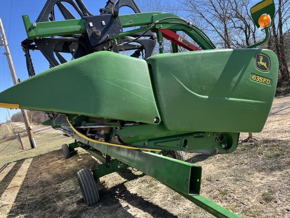 John Deere 635FD 2013
