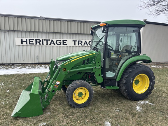 John Deere 3039R 2025