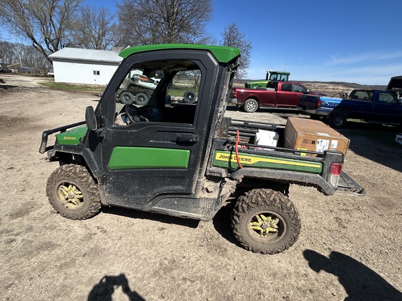 2023 John Deere XUV 835R