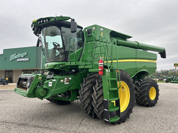 2023 John Deere S760