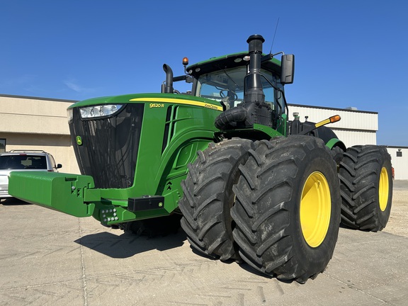 2021 John Deere 9520R