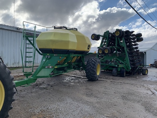 [532858] 2013 John Deere 1890