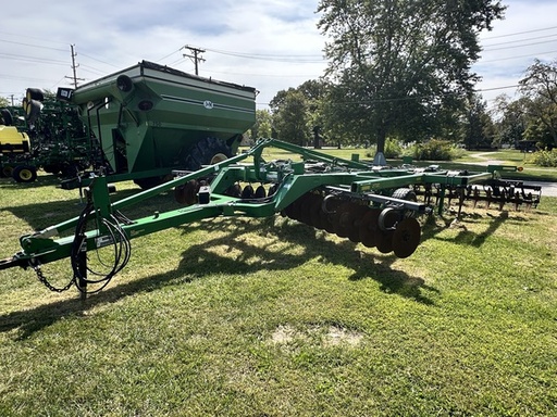 [535599] 2013 John Deere 2720