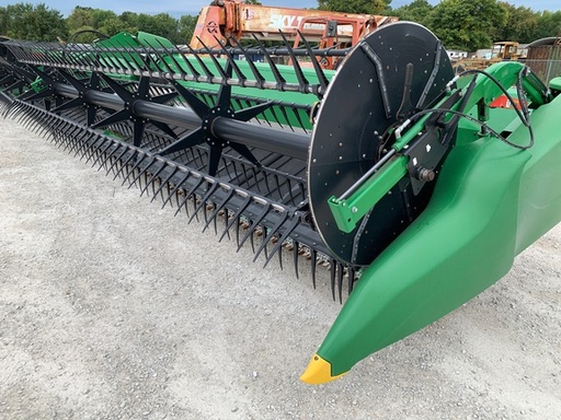 [654069] 2017 John Deere 640FD