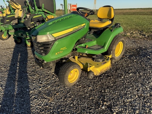 [655634] 2016 John Deere X570