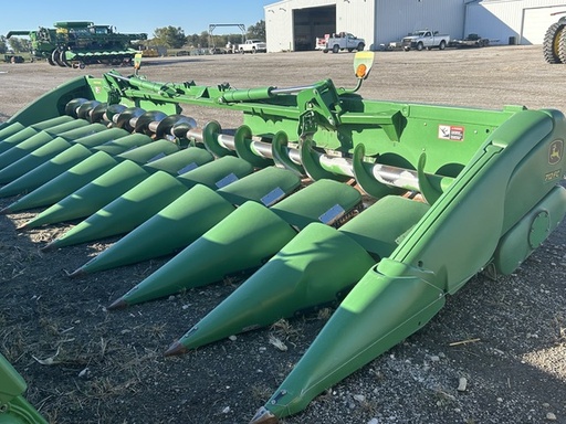 [658093] 2019 John Deere 712FC