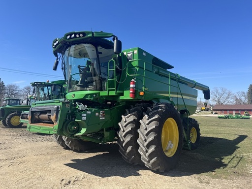 [652453] 2023 John Deere S780