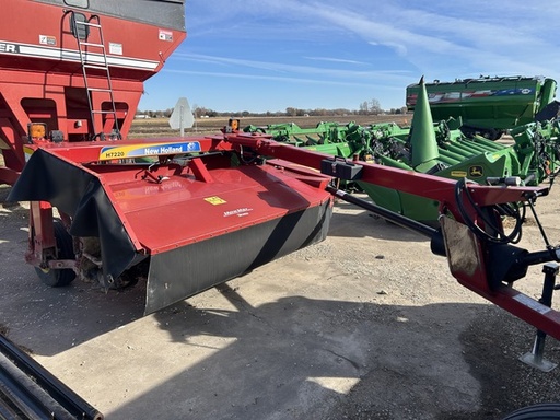 [653692] 2017 New Holland H7220