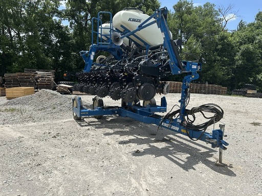 [653577] 2020 Kinze 3500