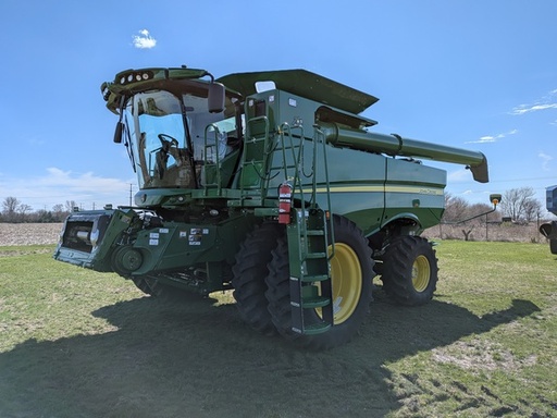 [659675] 2022 John Deere S770