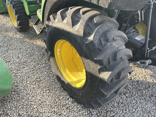 [633081] 2022 John Deere R4 TIRES