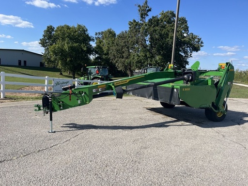 [657245] 2025 John Deere S300