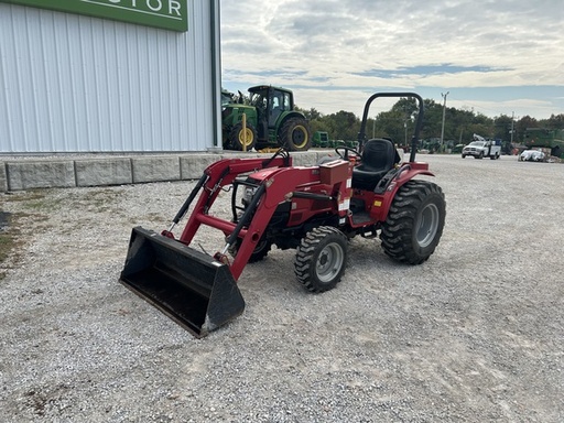 [658477] 2013 Mahindra 3616