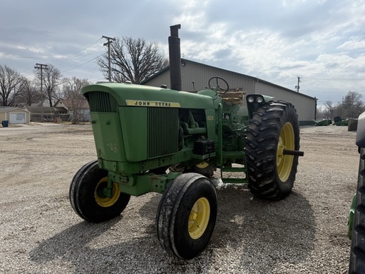 [660049] 1969 John Deere 4520 Old