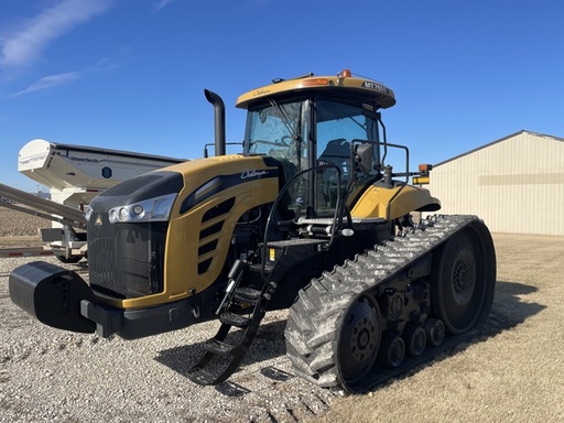 [661963] 2015 Challenger MT765E