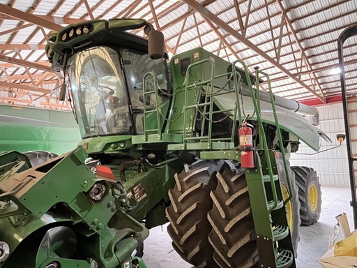 [661483] 2021 John Deere S780