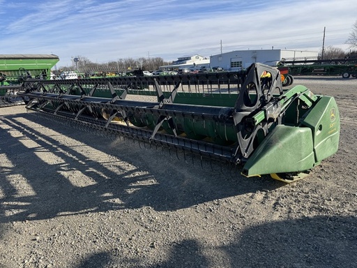 [662087] 2005 John Deere 630F