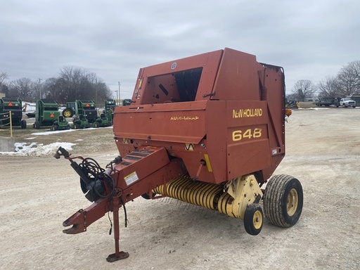 [661946] 2000 New Holland 648