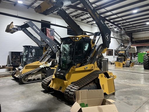 [663012] 2024 John Deere 333 P