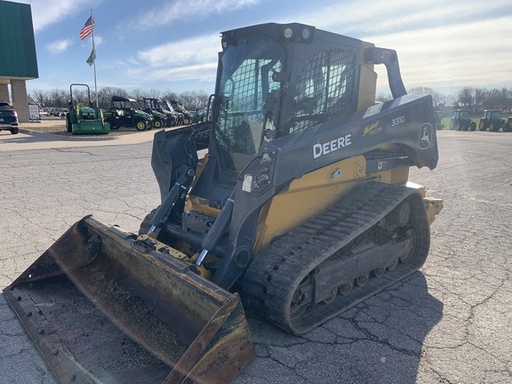 [664637] 2023 John Deere 331G