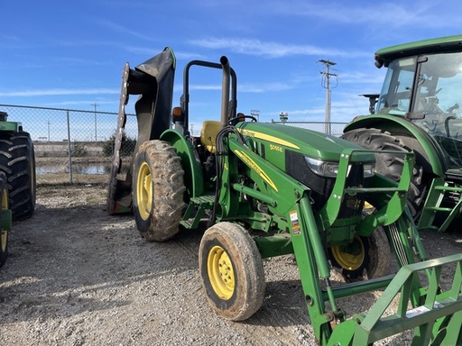 [664795] 2017 John Deere 5055E