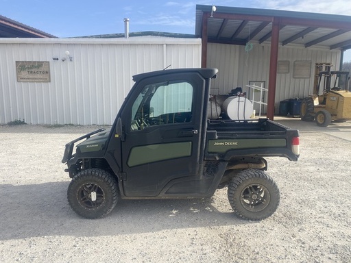 [664965] 2023 John Deere XUV 835R
