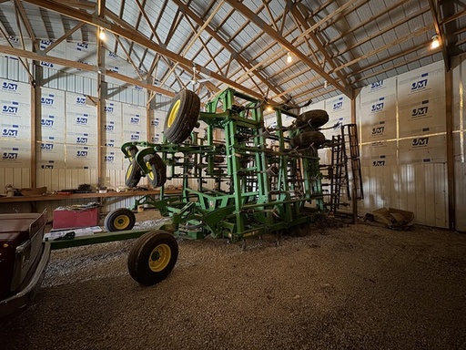 [668043] 2015 John Deere 2210