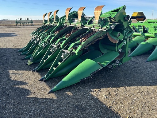 [638211] 2023 John Deere C12F