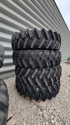 [632059] 2023 Firestone 520/85R42