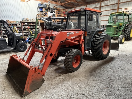 [668516] 1994 Kubota L4200