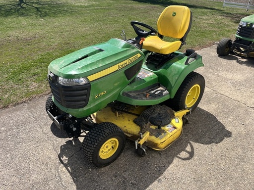 [668927] 2022 John Deere X730
