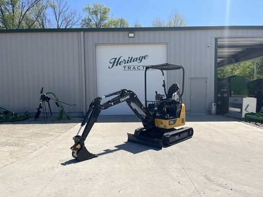 [333599] 2023 John Deere 17G