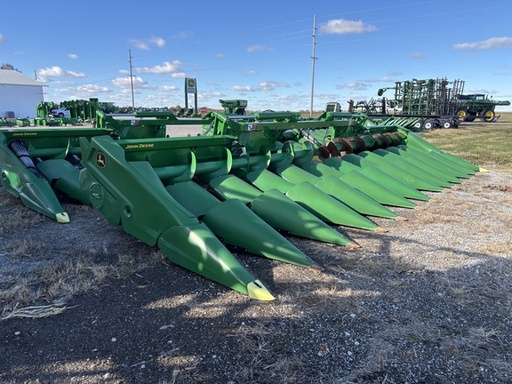 [638609] 2023 John Deere C12F