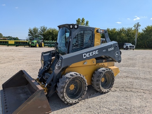 [641058] 2019 John Deere 332G