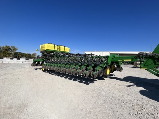 [366893] 2024 John Deere DB60