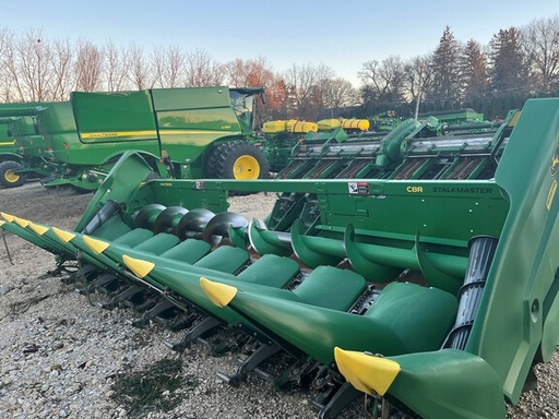 [531043] 2022 John Deere C8R